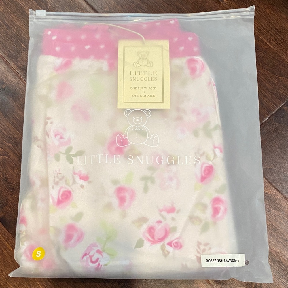 Little Snuggles Bamboo Rose Floral Women’s Joggers / Pajama Pants Small NWT